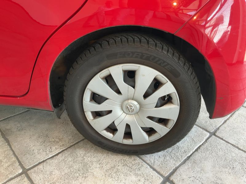 Toyota Yaris 1.5 Hybrid Cool 2017 – снимка 5