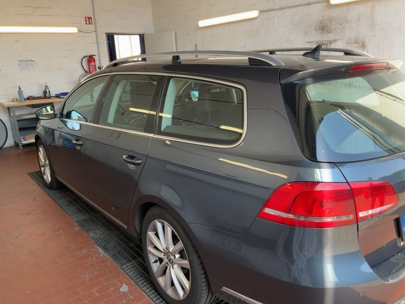 Volkswagen Passat 2.0 TDI Highline BlueMotion Tech 2012 – снимка 6