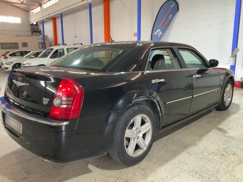 Chrysler 300 C 3.0 CRD 2008 – снимка 8