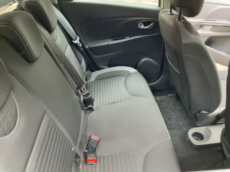 Renault Clio 1.5 dCi Energy Intens 2016 – снимка 19