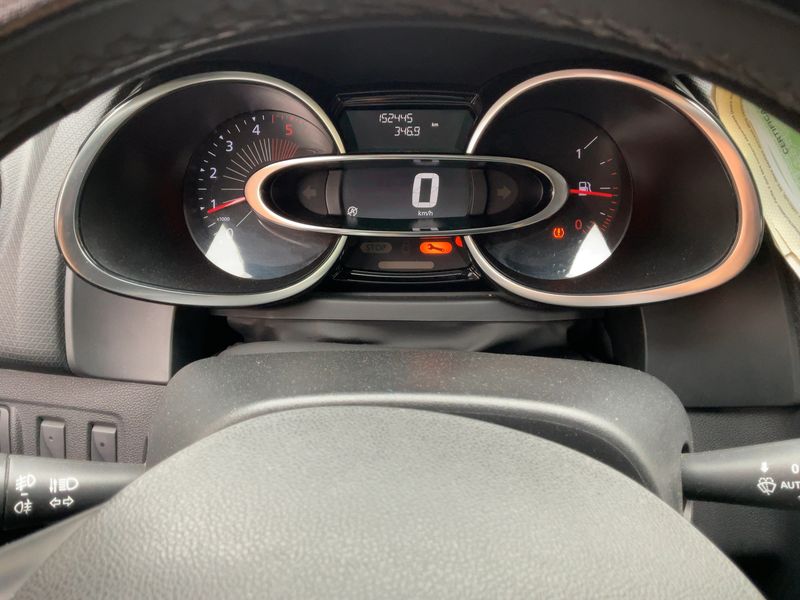 Renault Clio 1.5 dCi Energy Intens 2016 – снимка 18