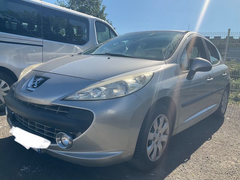 Peugeot 207 1.6 HDi Premium Auto Ecole 2008 – снимка 1