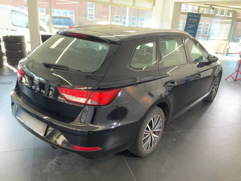Seat Leon 1.6 TDI Style 2018 – снимка 8