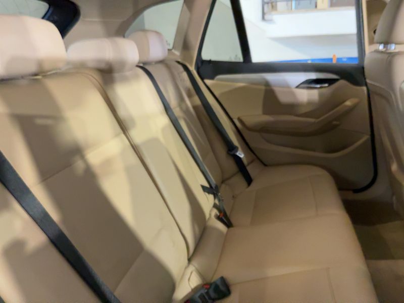 BMW X1 xDrive 18d 2015 – снимка 19