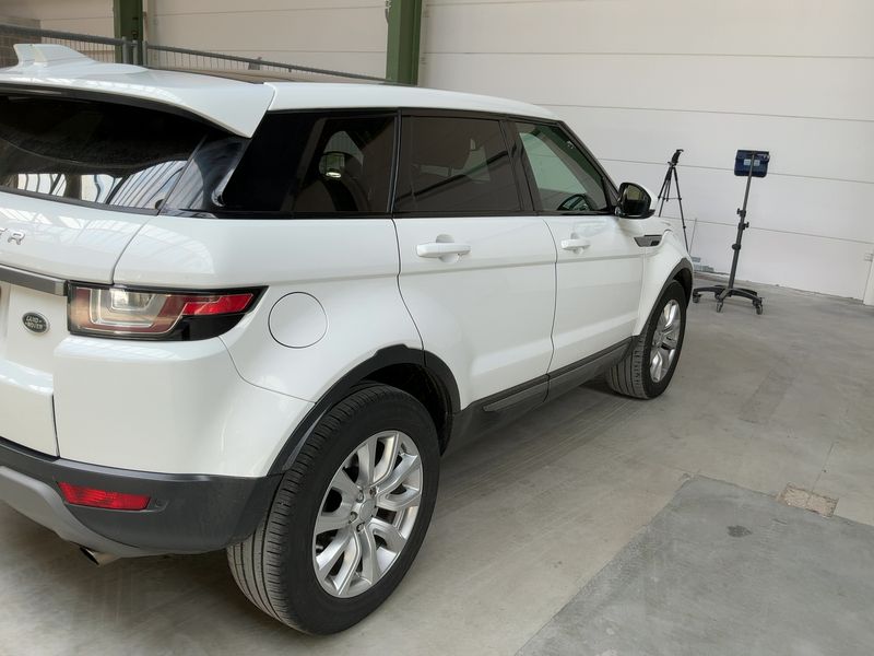 Land Rover Evoque 2.0 Td4 SE 2019 – снимка 8