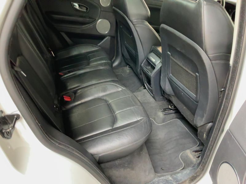 Land Rover Evoque 2.0 Td4 SE 2019 – снимка 19