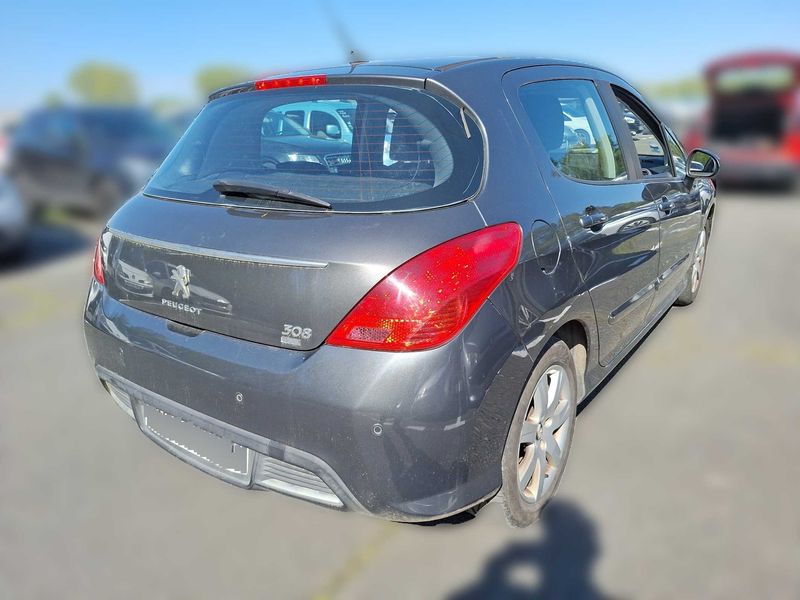 Peugeot 308 1.6 e-HDi Allure 2013 – снимка 5