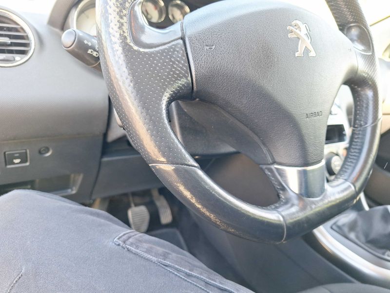 Peugeot 308 1.6 e-HDi Allure 2013 – снимка 74