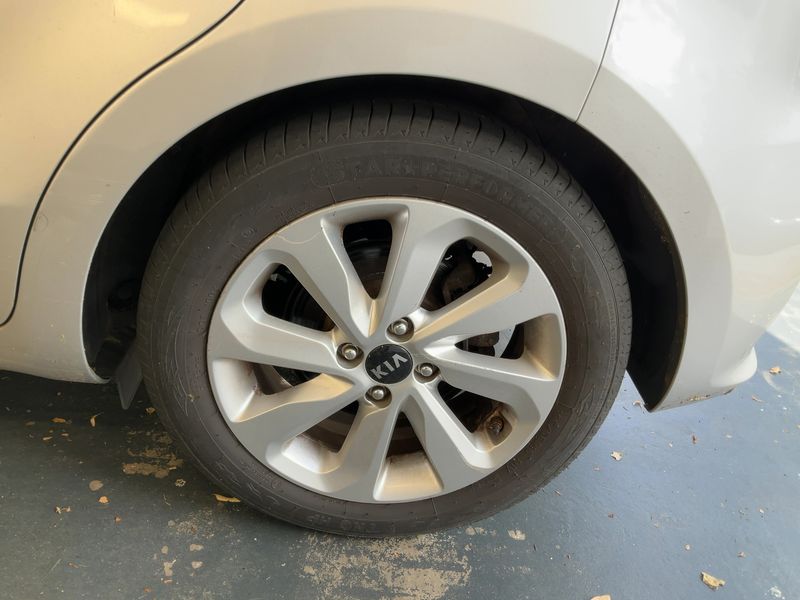 Kia Rio 1.2 UEFA Euro 2016 2016 – снимка 5