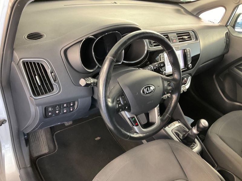 Kia Rio 1.2 UEFA Euro 2016 2016 – снимка 30
