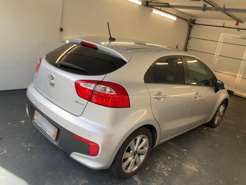 Kia Rio 1.2 UEFA Euro 2016 2016 – снимка 8