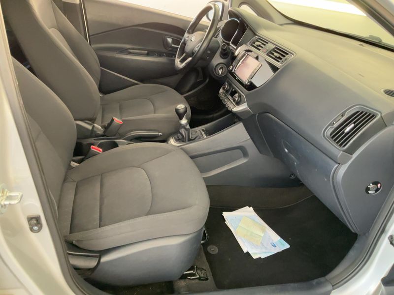 Kia Rio 1.2 UEFA Euro 2016 2016 – снимка 17