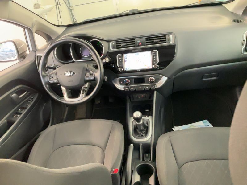 Kia Rio 1.2 UEFA Euro 2016 2016 – снимка 18