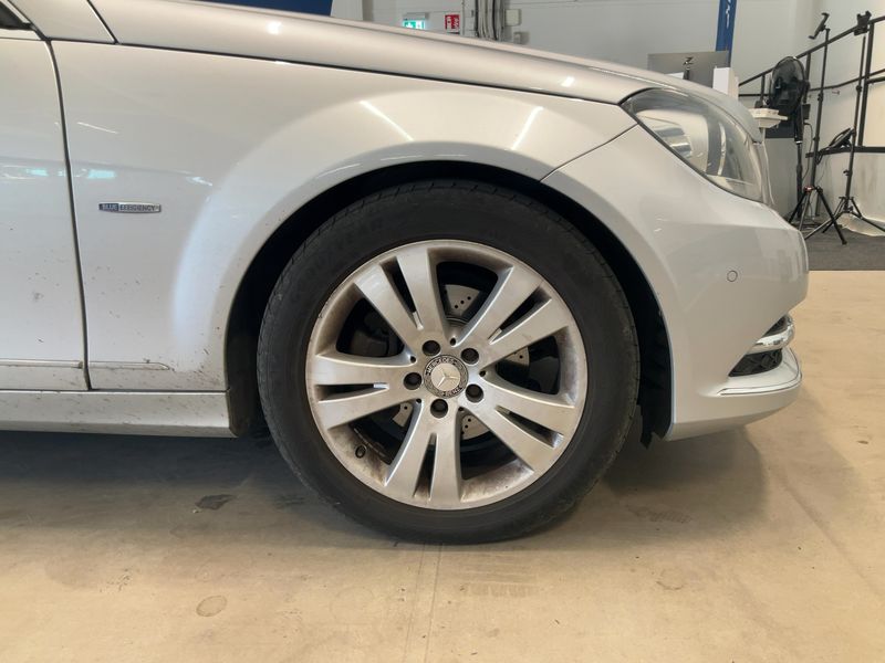 Mercedes-Benz C-Klasse C 220 CDI BlueEfficiency Avantgarde 2011 – снимка 11