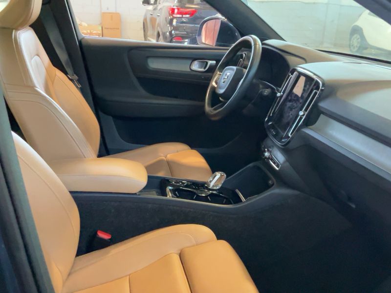 Volvo XC40 1.5 T5 Plug-in Hybrid Inscription 2WD 2021 – снимка 17