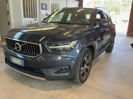 Volvo XC40 1.5 T5 Plug-in Hybrid Inscription 2WD 2021 – снимка 1