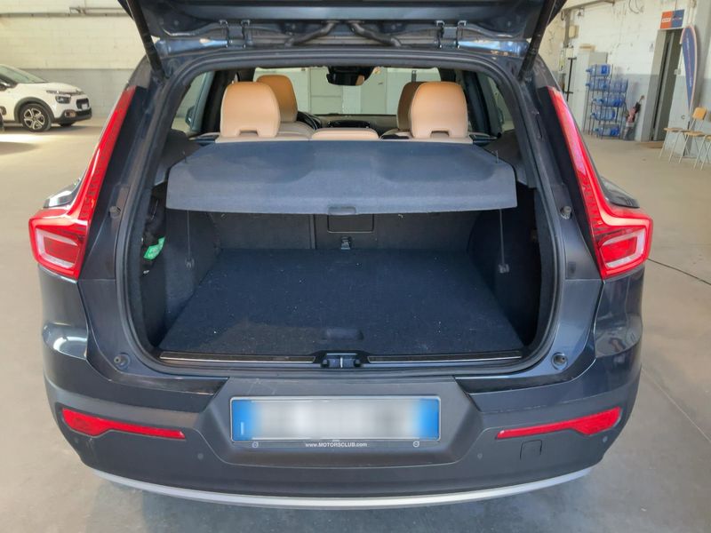 Volvo XC40 1.5 T5 Plug-in Hybrid Inscription 2WD 2021 – снимка 16