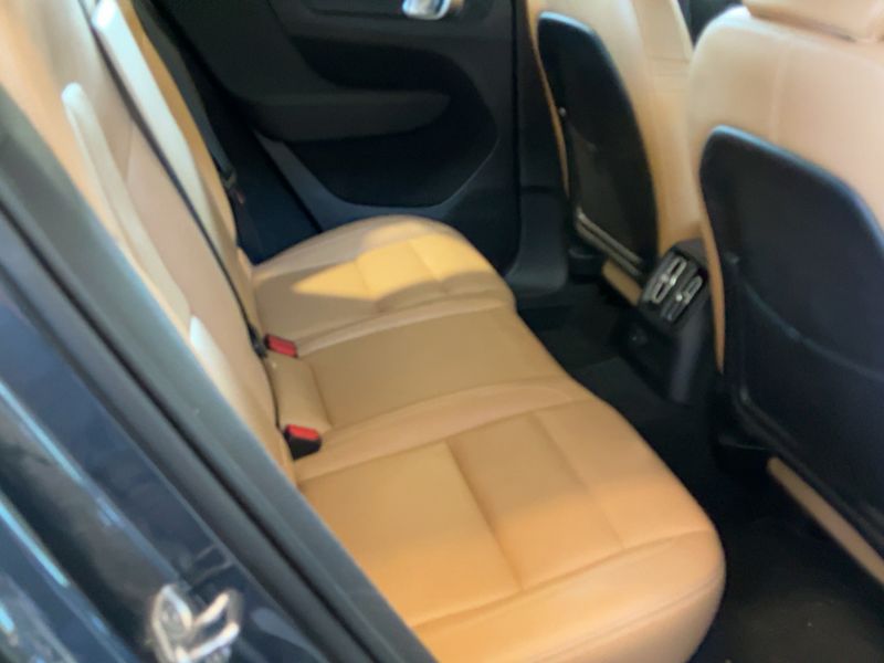 Volvo XC40 1.5 T5 Plug-in Hybrid Inscription 2WD 2021 – снимка 20