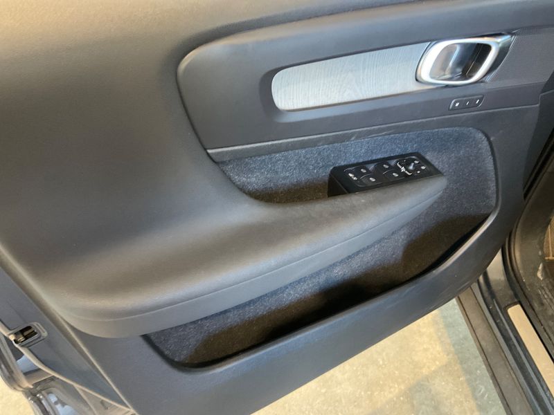 Volvo XC40 1.5 T5 Plug-in Hybrid Inscription 2WD 2021 – снимка 22