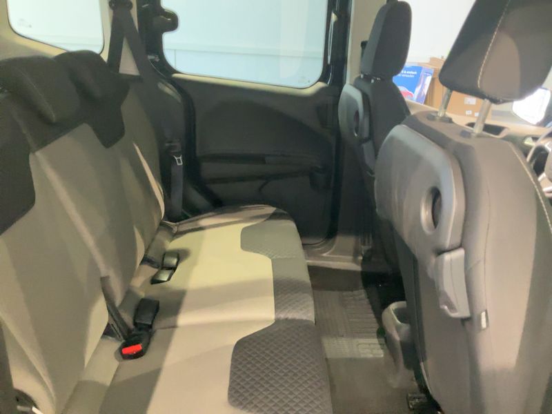 Ford Tourneo 1.0 EcoBoost Trend 2017 – снимка 20