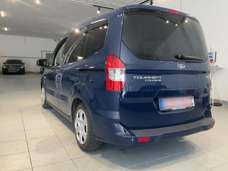 Ford Tourneo 1.0 EcoBoost Trend 2017 – снимка 6