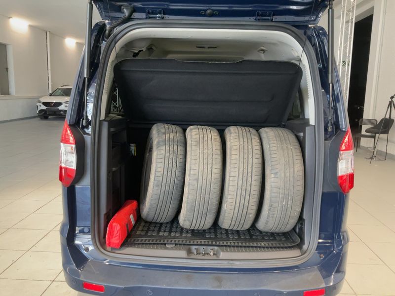 Ford Tourneo 1.0 EcoBoost Trend 2017 – снимка 16