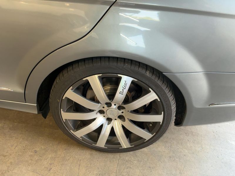 Mercedes-Benz C-Klasse C 220 CDI BlueEfficiency Avantgarde 2012 – снимка 18
