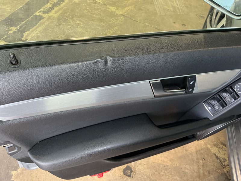 Mercedes-Benz C-Klasse C 220 CDI BlueEfficiency Avantgarde 2012 – снимка 24