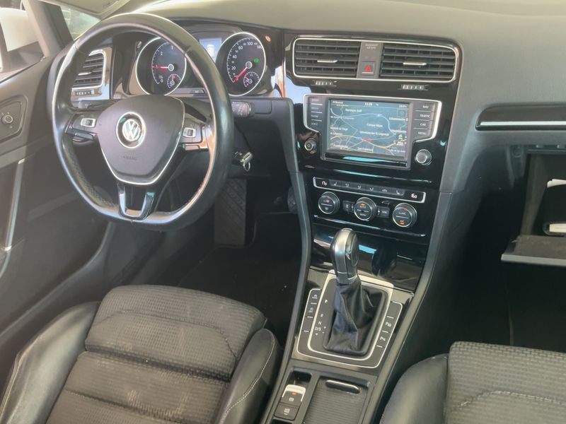 Volkswagen Golf VII 2.0 TDI Highline BlueMotion Tech 2016 – снимка 17