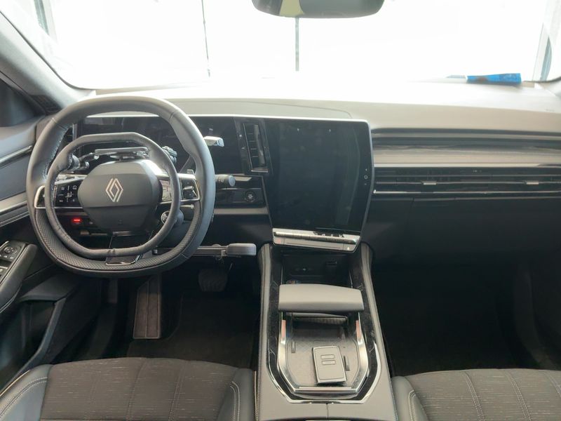 Renault Austral 1.2 Hybrid E-Tech Iconic 2024 – снимка 17