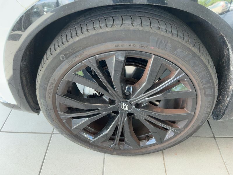 Renault Austral 1.2 Hybrid E-Tech Iconic 2024 – снимка 3