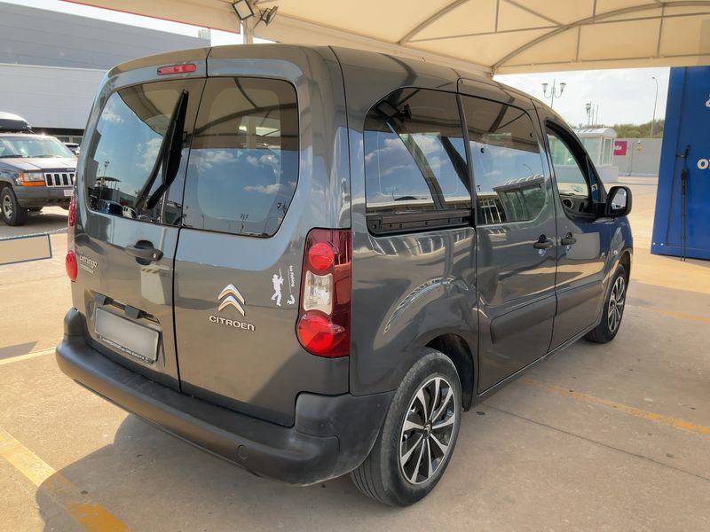 Citroen Berlingo 1.6 Blue-HDi Live Edition 2017 – снимка 8
