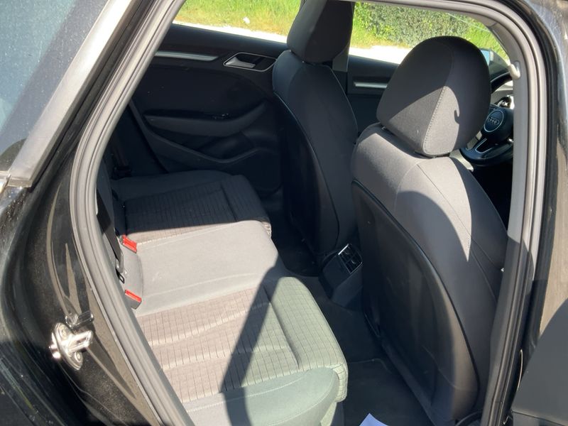 Audi A3 Sportback 1.6 TDI Sport 2019 – снимка 19