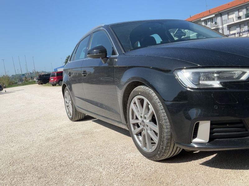 Audi A3 Sportback 1.6 TDI Sport 2019 – снимка на щета 12