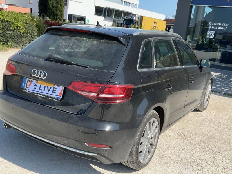 Audi A3 Sportback 1.6 TDI Sport 2019 – снимка на щета 8