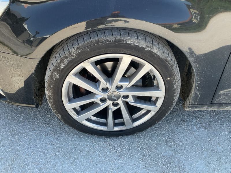 Audi A3 Sportback 1.6 TDI Sport 2019 – снимка на щета 3