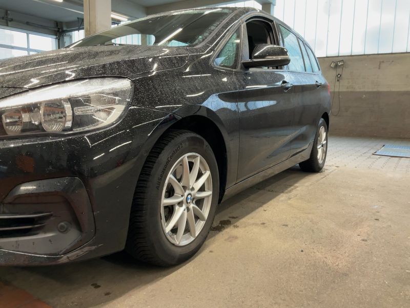 BMW 2er 218i Gran Tourer 2019 – снимка 2