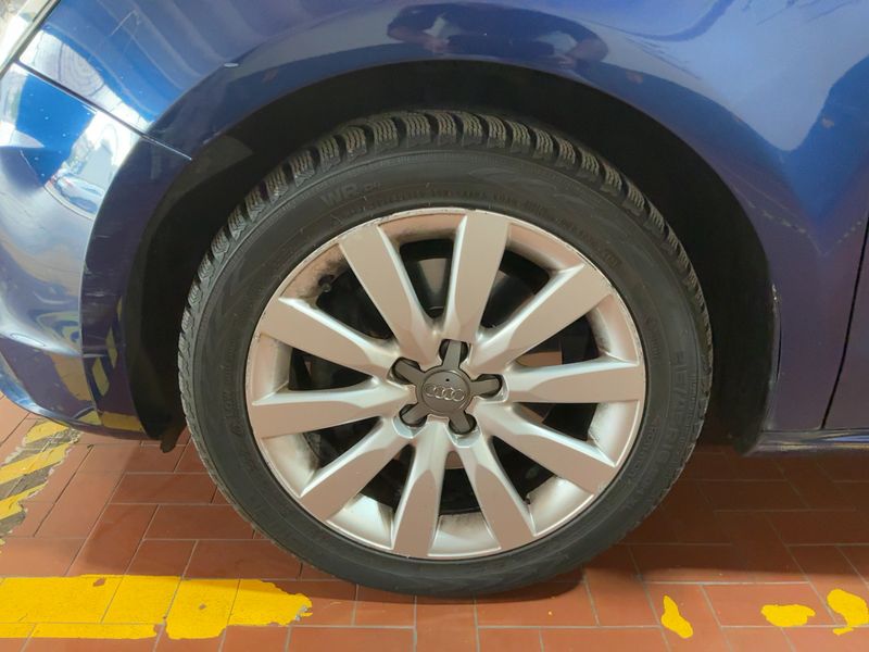 Audi A1 Sportback 1.4 TFSI Ambition 2013 – снимка 3
