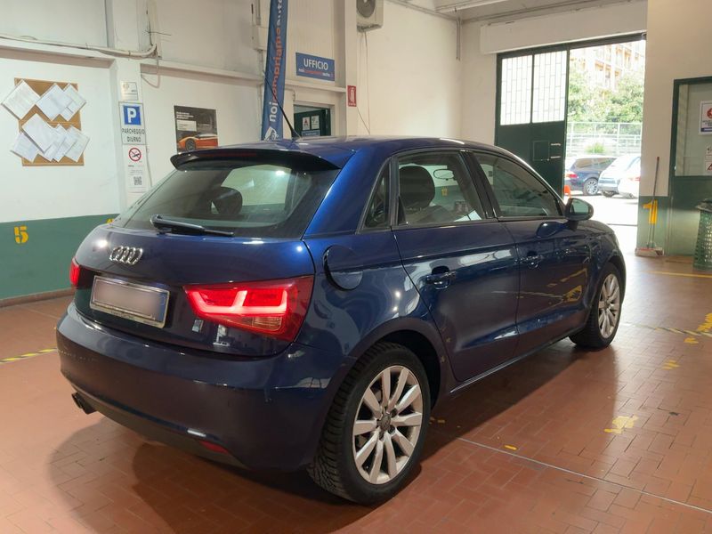 Audi A1 Sportback 1.4 TFSI Ambition 2013 – снимка 8