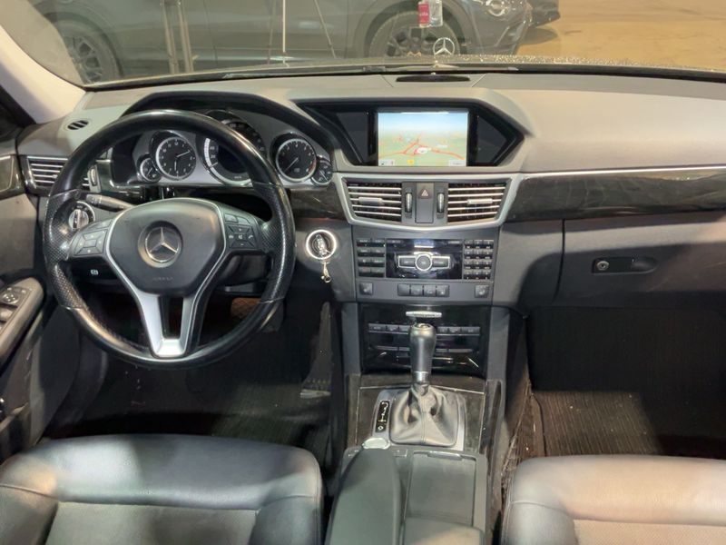 Mercedes-Benz E-Klasse E 200 NGT BlueEfficiency Avantgarde 2012 – снимка 17