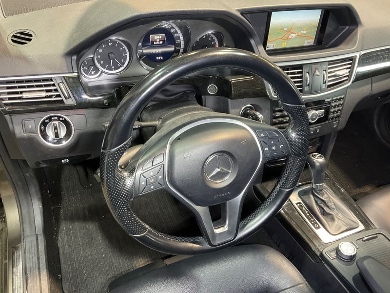 Mercedes-Benz E-Klasse E 200 NGT BlueEfficiency Avantgarde 2012 – снимка 24