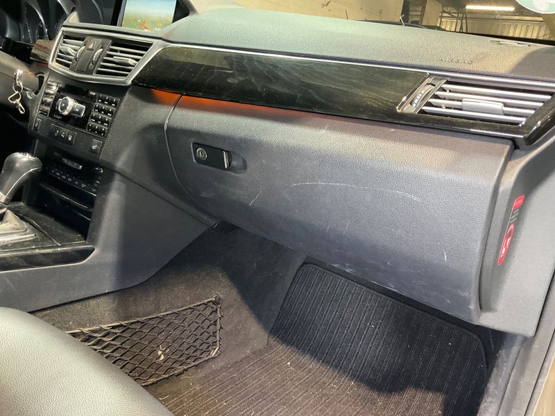 Mercedes-Benz E-Klasse E 200 NGT BlueEfficiency Avantgarde 2012 – снимка 28