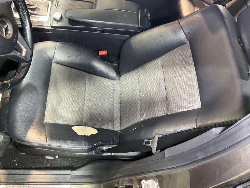 Mercedes-Benz E-Klasse E 200 NGT BlueEfficiency Avantgarde 2012 – снимка 22
