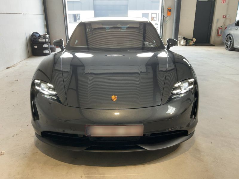 Porsche Taycan Sport Turismo 4S 2023 – снимка на щета