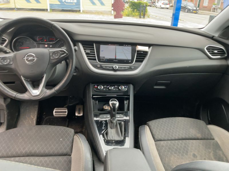 Opel Grandland X 1.2 Turbo Innovation 2019 – снимка 17
