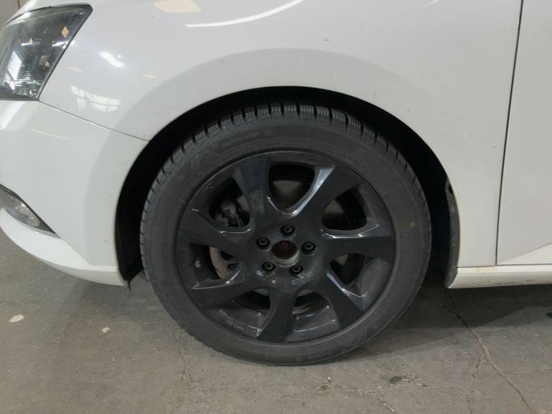 Skoda Fabia 1.0 TSI Style 2017 – снимка 3