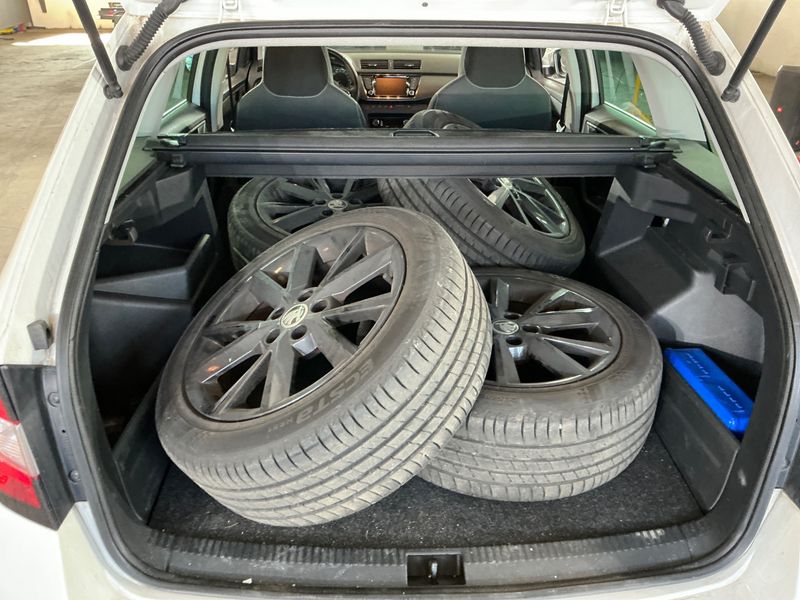 Skoda Fabia 1.0 TSI Style 2017 – снимка 31