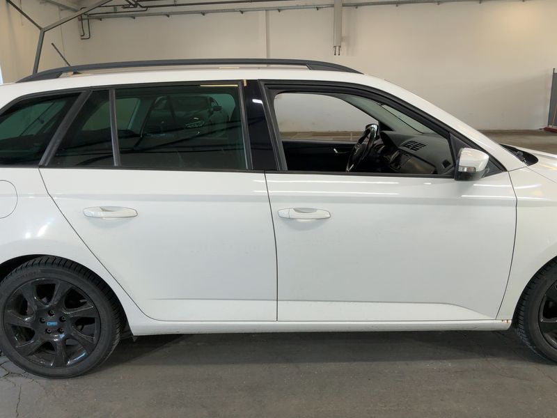 Skoda Fabia 1.0 TSI Style 2017 – снимка 10