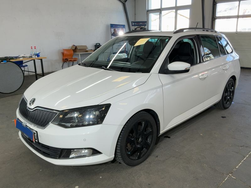 Skoda Fabia 1.0 TSI Style 2017 – снимка 1