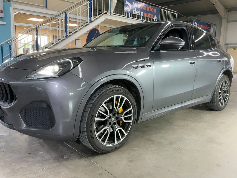 Maserati Grecale 2.0 Turbo Mild-Hybrid Modena AWD 2022 – снимка 2